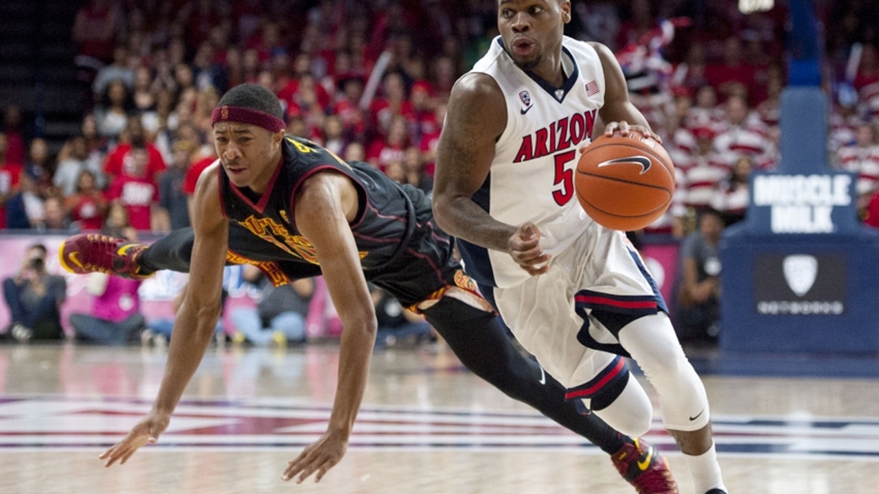 Arizona Basketball Beats Grand Canyon in a Sloppy Game in Tucson, GCU fan screams